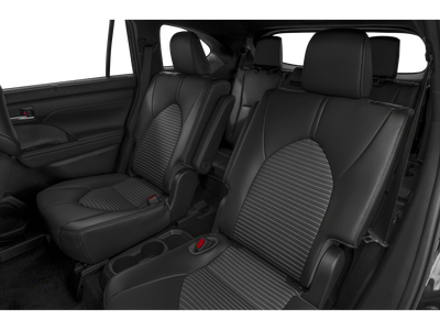 2022 Toyota Highlander XLE FWD