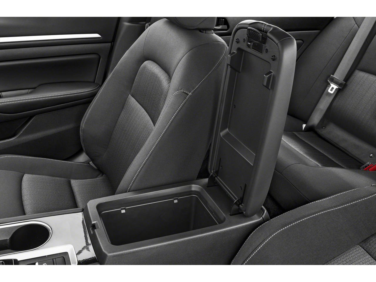 2024 Nissan Altima 2.5 SV Sedan