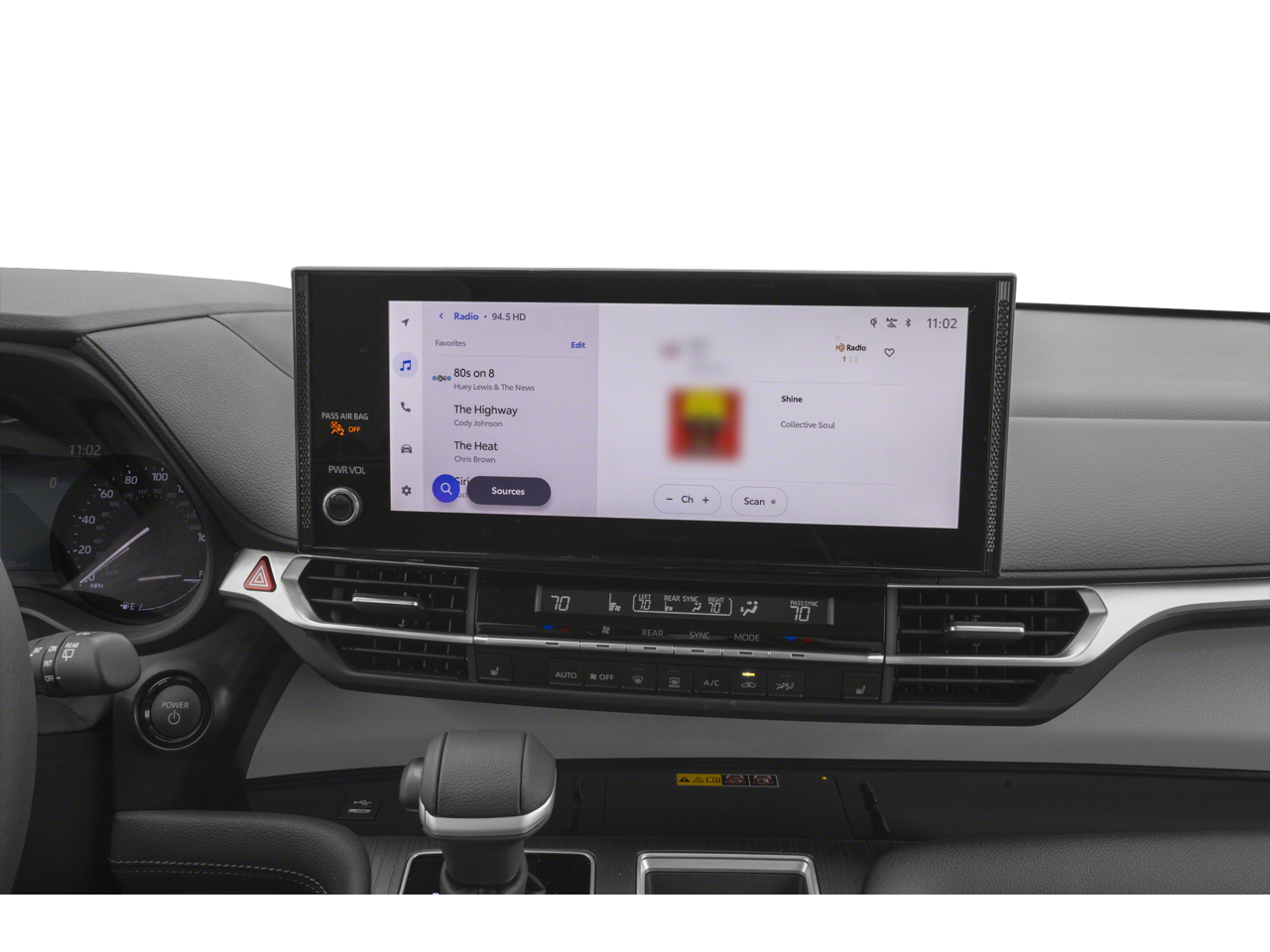 2025 Toyota Sienna XLE FWD 8-Passenger