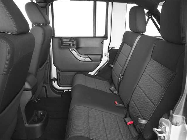 2013 Jeep Wrangler Unlimited 4WD 4dr Sahara