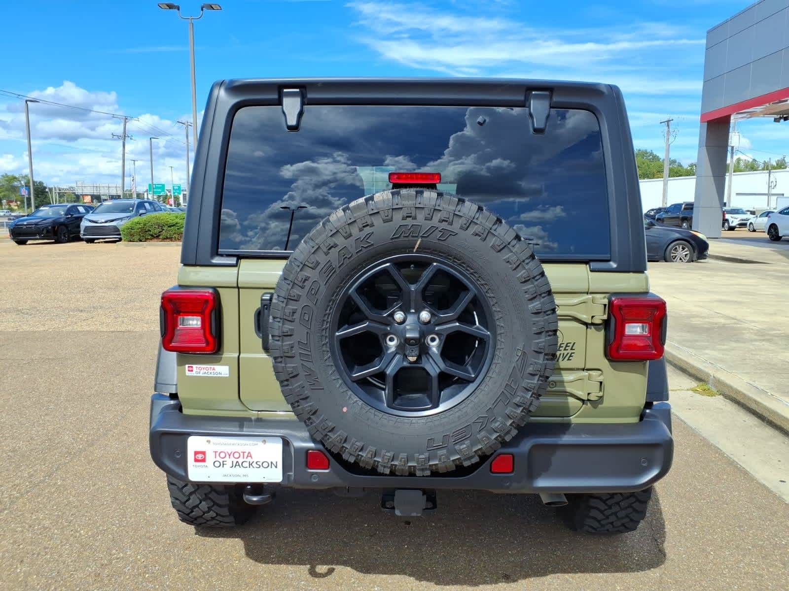 2025 Jeep Wrangler Willys 4 Door 4x4