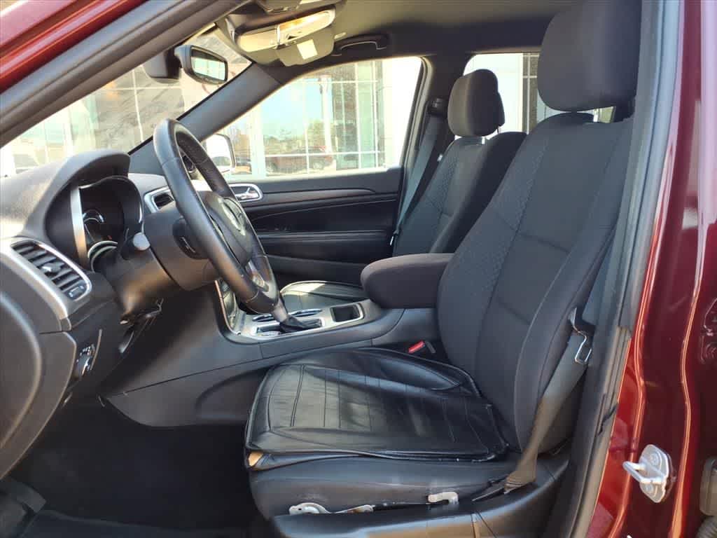 2018 Jeep Grand Cherokee Laredo E 4x2 *Ltd Avail*