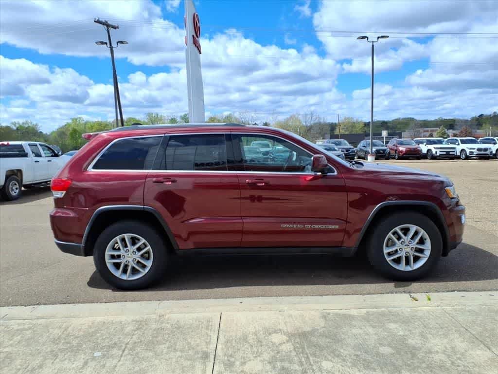 2018 Jeep Grand Cherokee Laredo E 4x2 *Ltd Avail*