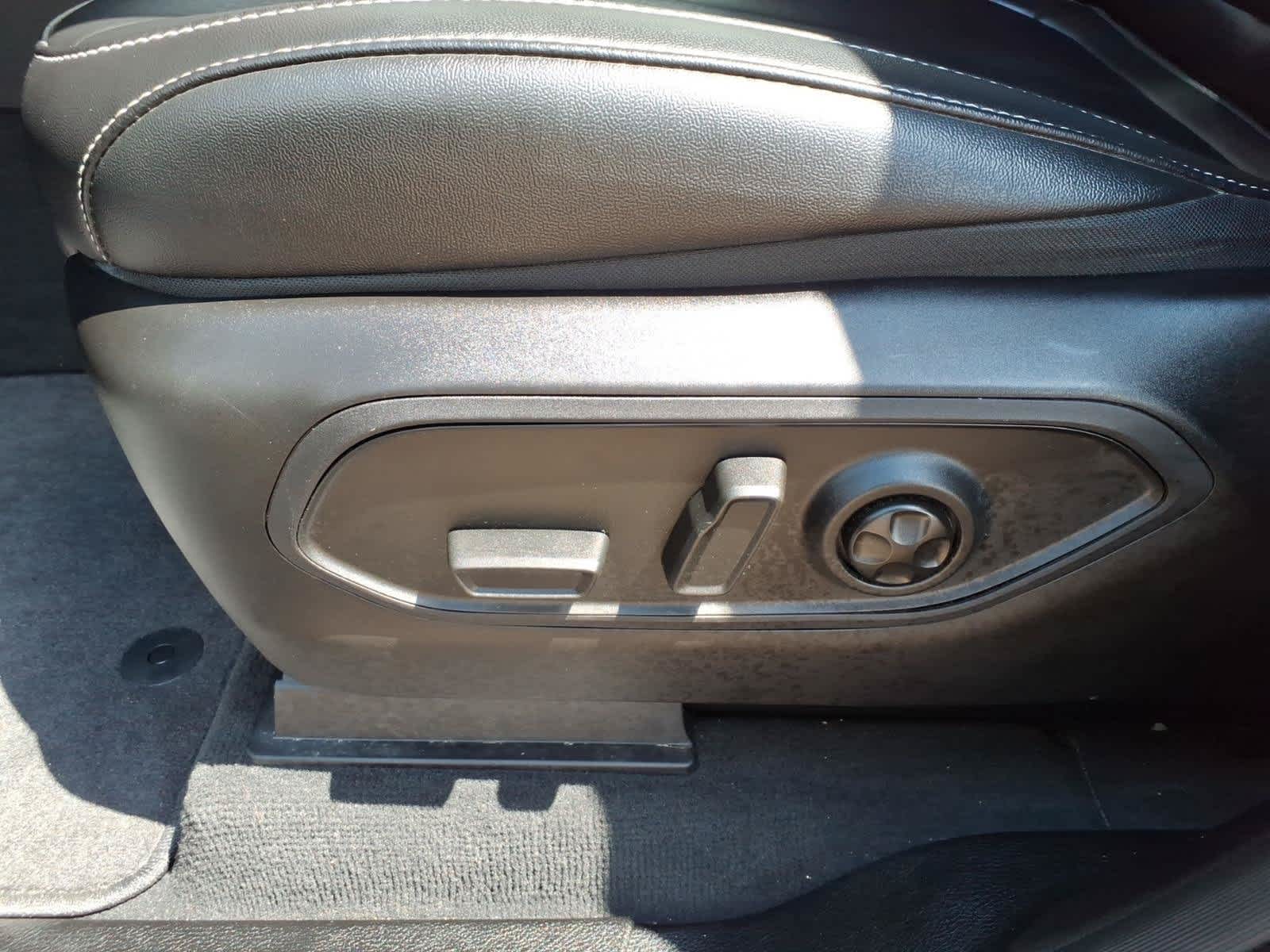 2025 Jeep Grand Cherokee Limited 4x2
