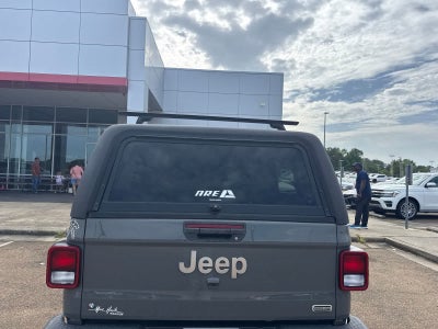 2022 Jeep Gladiator Overland 4x4