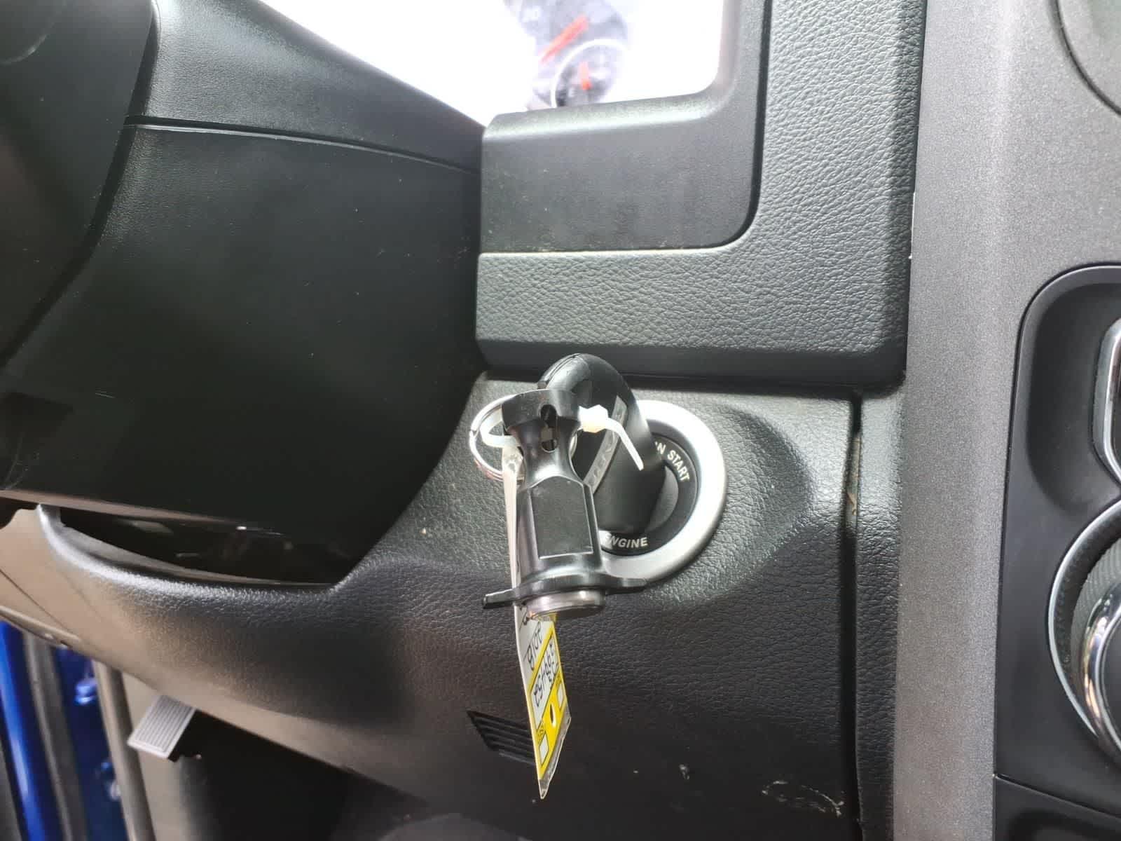 2018 RAM 1500 Express 4x2 Quad Cab 64 Box