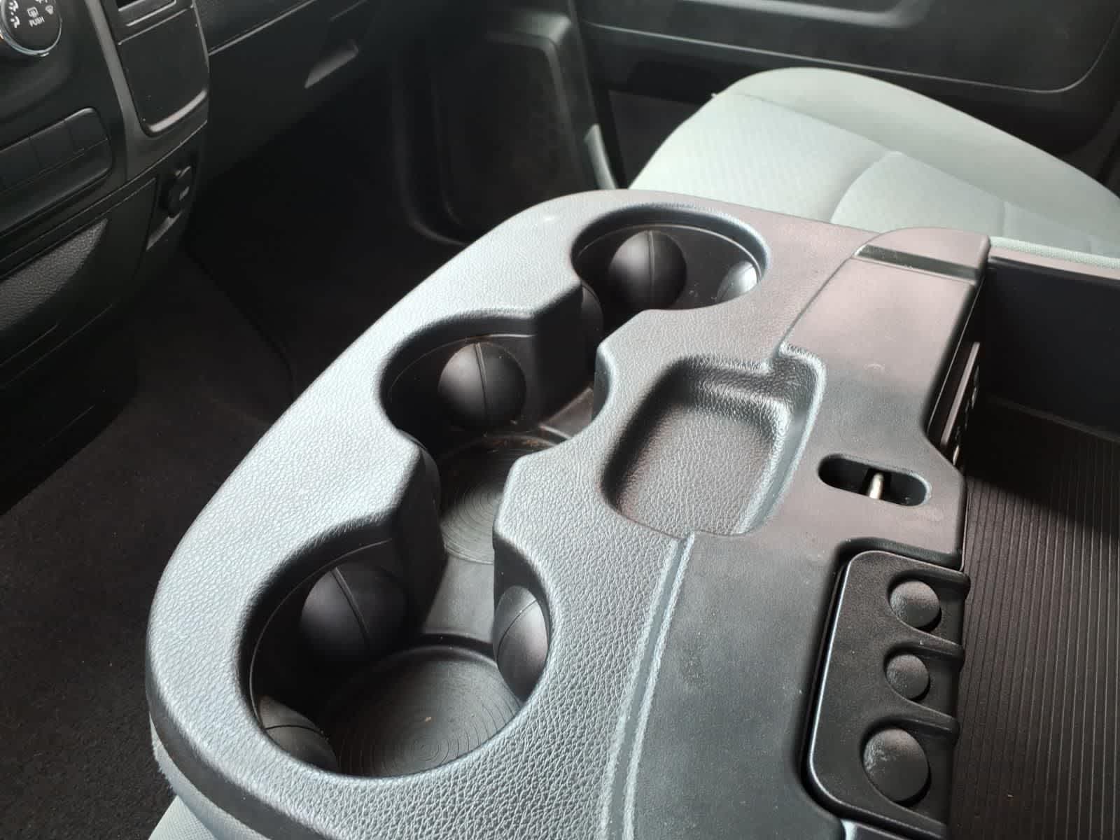 2018 RAM 1500 Express 4x2 Quad Cab 64 Box