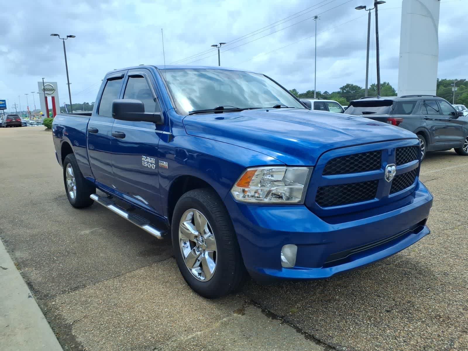 2018 RAM 1500 Express 4x2 Quad Cab 64 Box