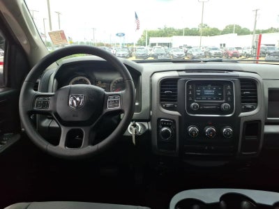 2018 RAM 1500 Express 4x2 Quad Cab 64 Box