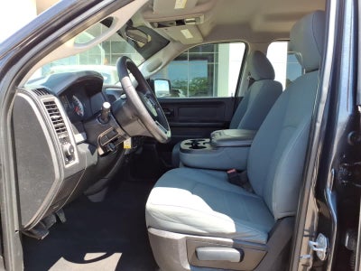 2017 RAM 1500 Express 4x4 Quad Cab 64 Box