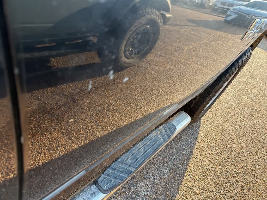 2017 RAM 1500 Express 4x4 Quad Cab 64 Box