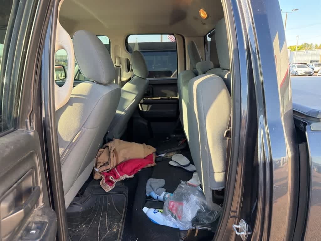 2017 RAM 1500 Express 4x4 Quad Cab 64 Box