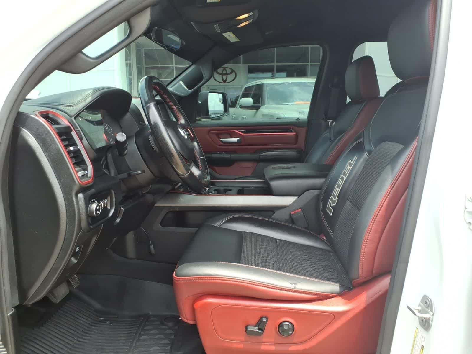 2019 RAM 1500 Rebel 4x4 Quad Cab 64 Box