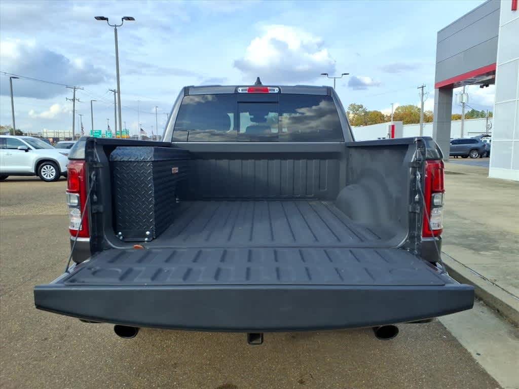2022 RAM 1500 Big Horn 4x4 Crew Cab 57 Box