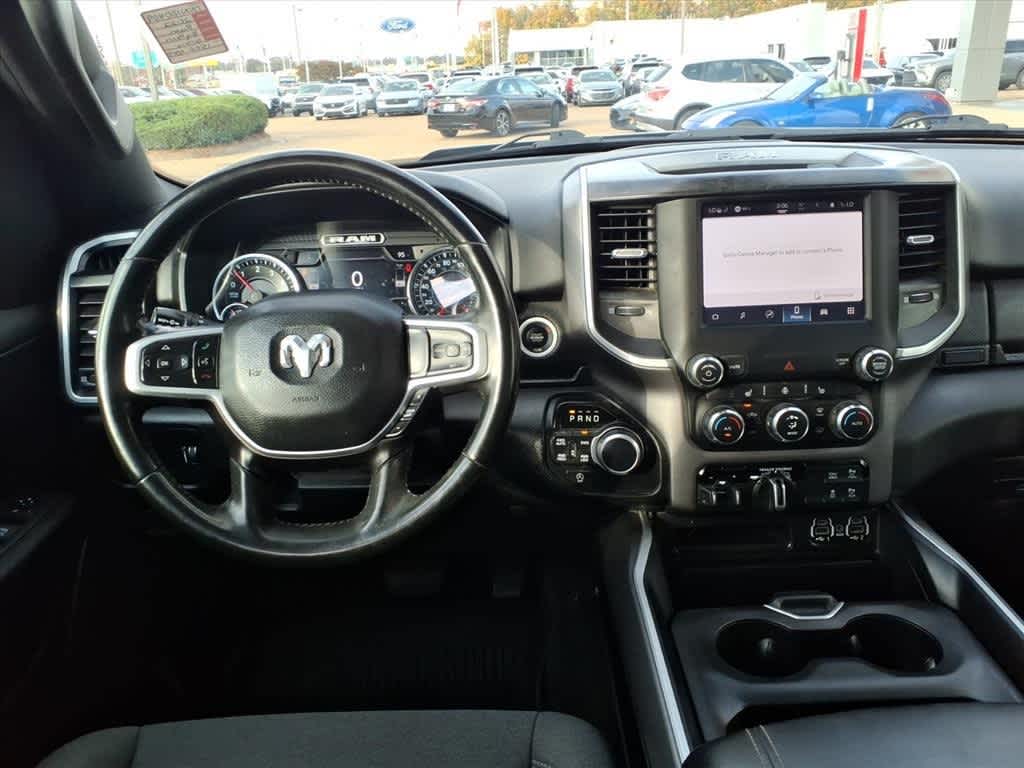 2022 RAM 1500 Big Horn 4x4 Crew Cab 57 Box