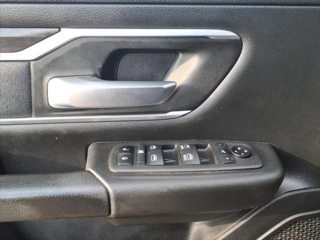 2022 RAM 1500 Big Horn 4x4 Crew Cab 57 Box