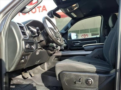 2022 RAM 1500 Big Horn 4x4 Crew Cab 57 Box