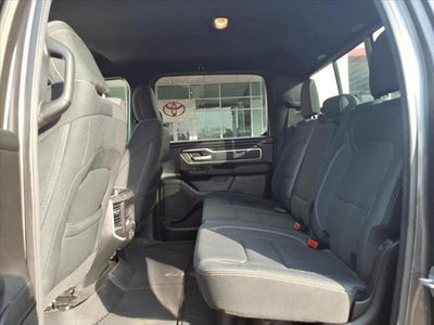 2022 RAM 1500 Big Horn 4x4 Crew Cab 57 Box