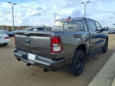 2022 RAM 1500 Big Horn 4x4 Crew Cab 57 Box