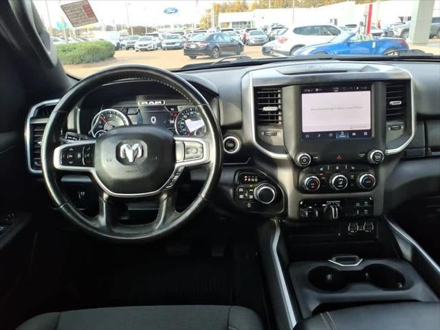 2022 RAM 1500 Big Horn 4x4 Crew Cab 57 Box