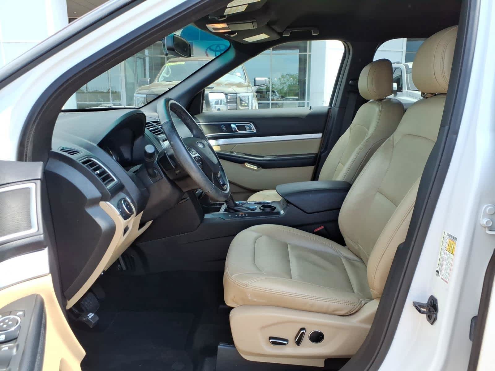 2017 Ford Explorer XLT FWD