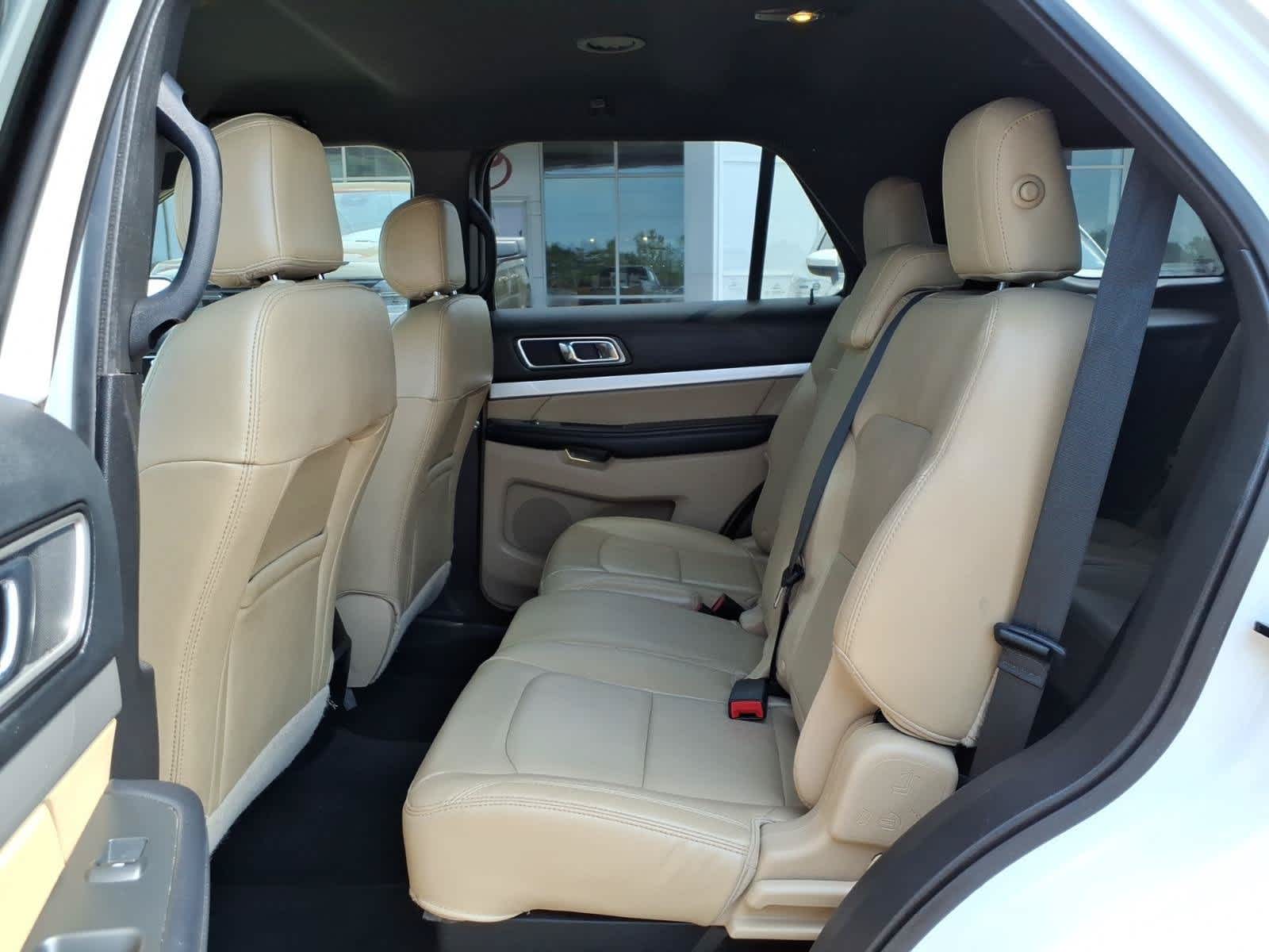 2017 Ford Explorer XLT FWD