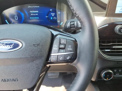 2022 Ford Escape Titanium Hybrid AWD