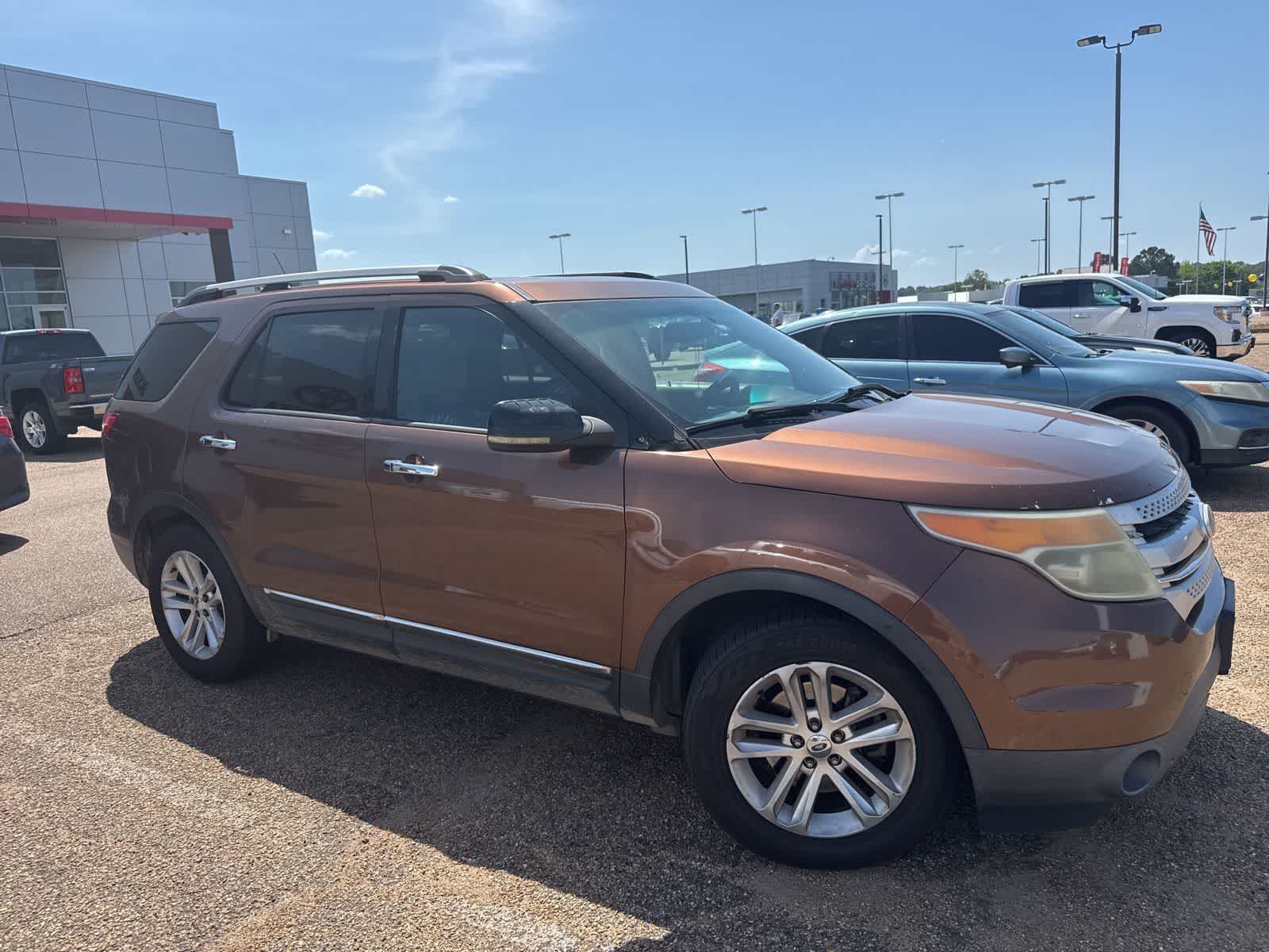 2011 Ford Explorer FWD 4dr XLT