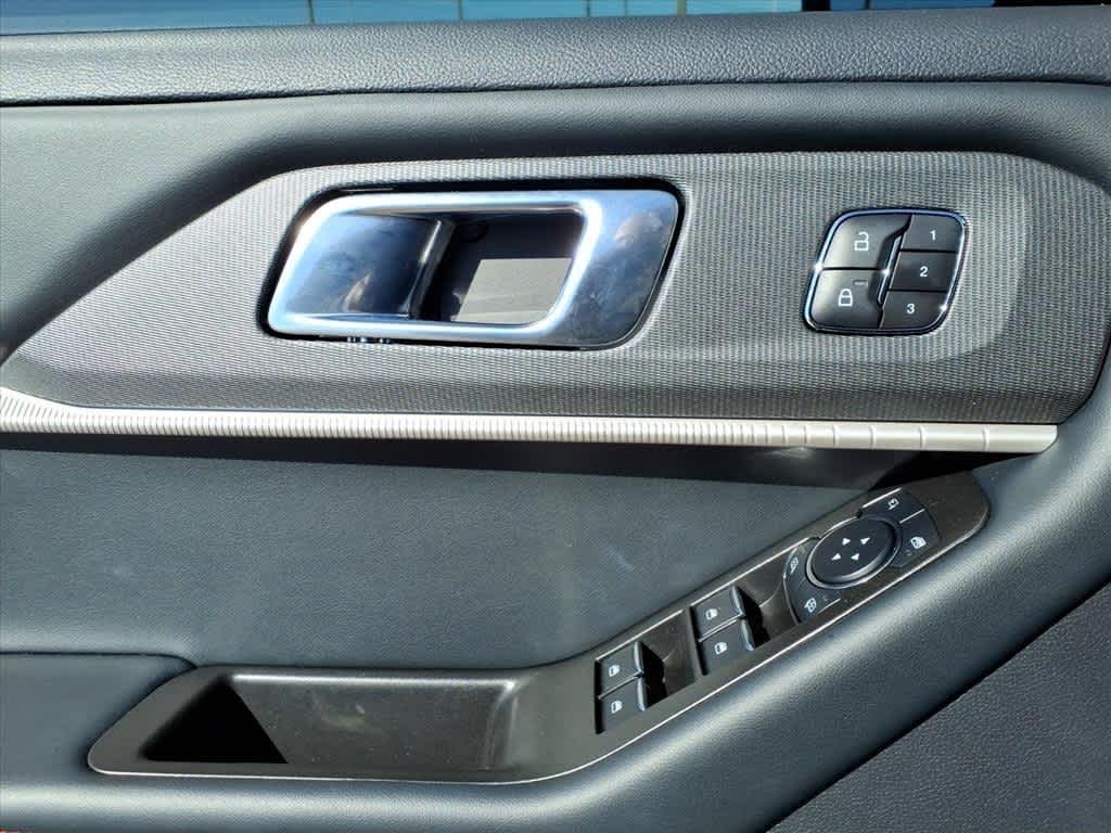 2025 Ford Explorer ST 4WD