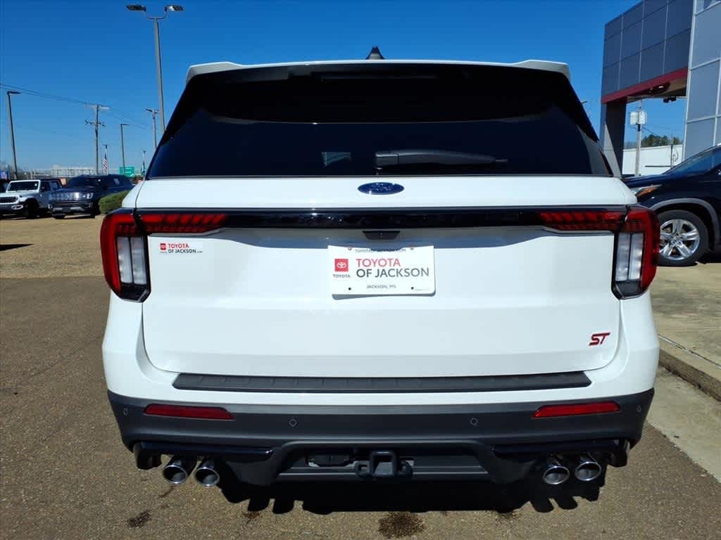 2025 Ford Explorer ST 4WD