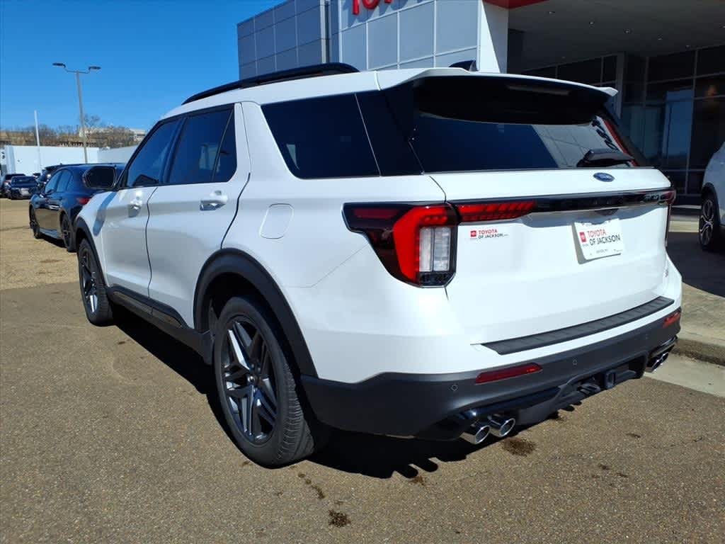 2025 Ford Explorer ST 4WD