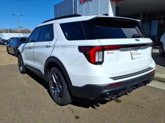 2025 Ford Explorer ST 4WD