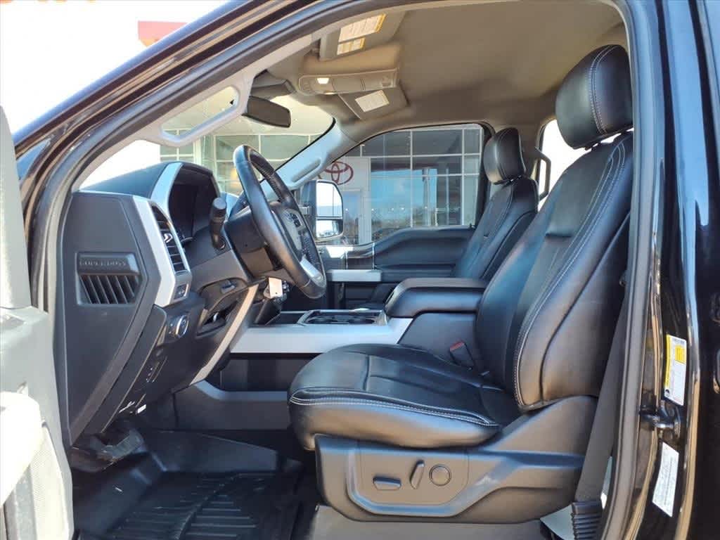 2020 Ford Super Duty F-250 SRW LARIAT 4WD Crew Cab 6.75 Box