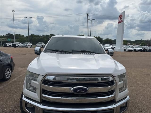 2015 Ford F-150 4WD SuperCrew 145 Lariat