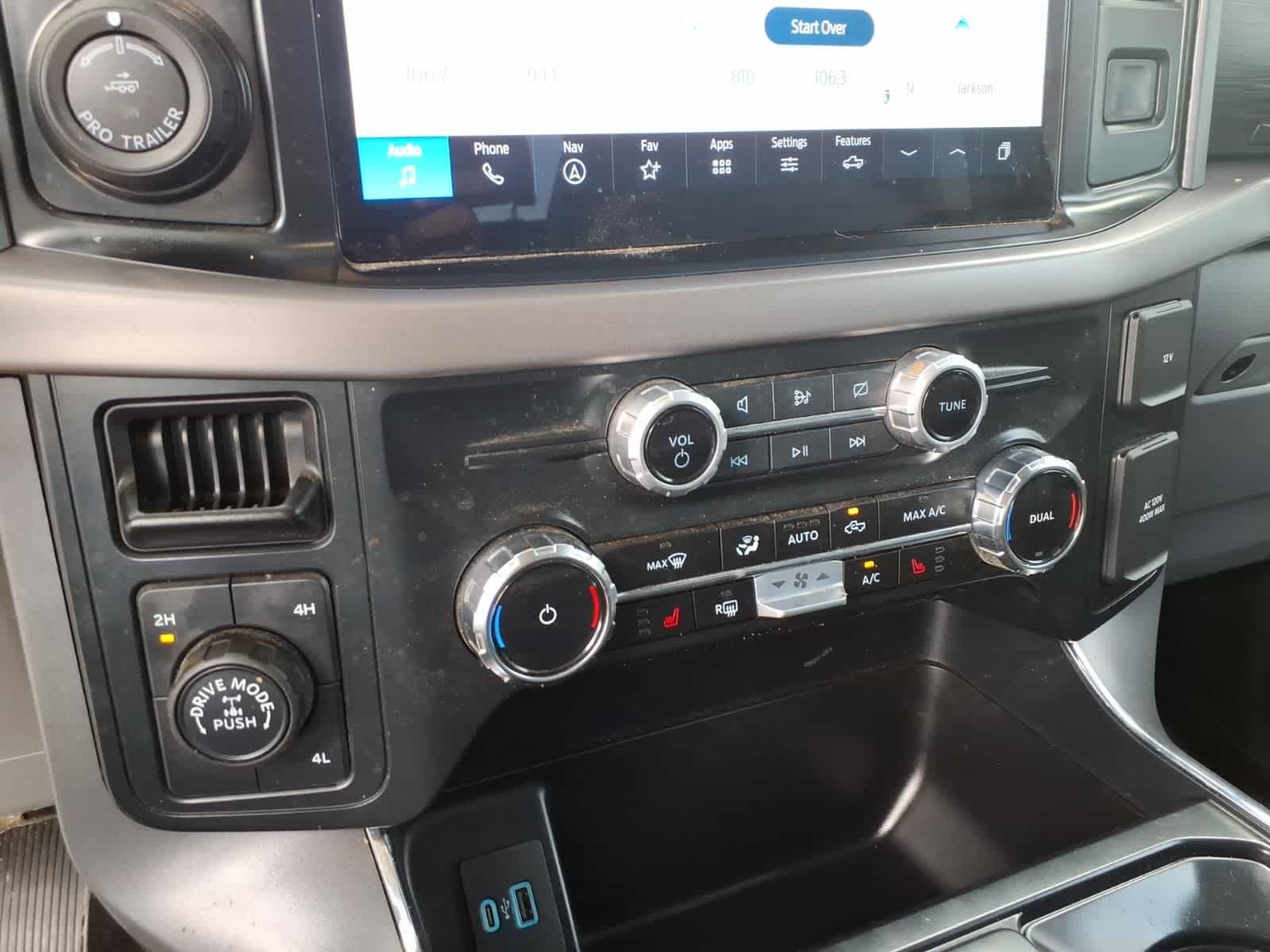 2024 Ford F-150 XLT 4WD SuperCrew 5.5 Box