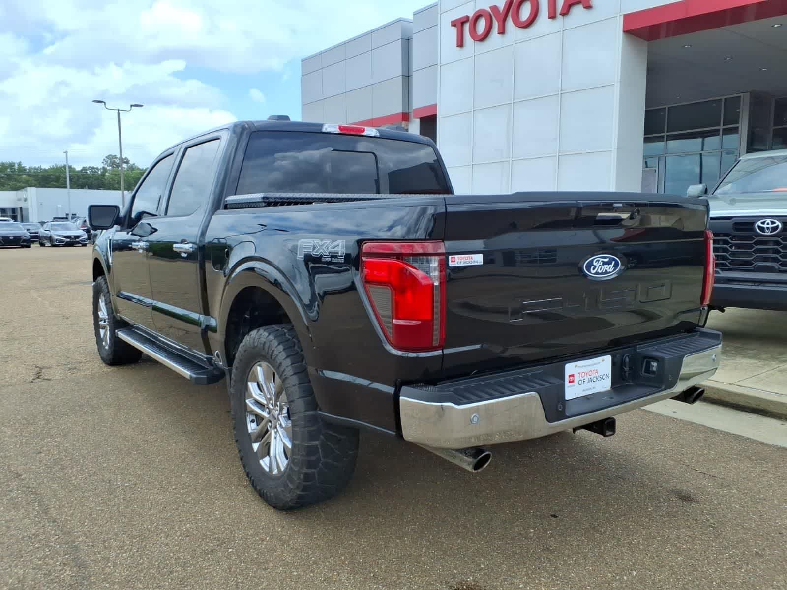2024 Ford F-150 XLT 4WD SuperCrew 5.5 Box