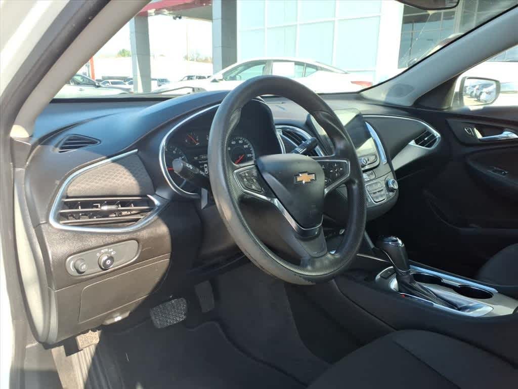 2020 Chevrolet Malibu 4dr Sdn LT