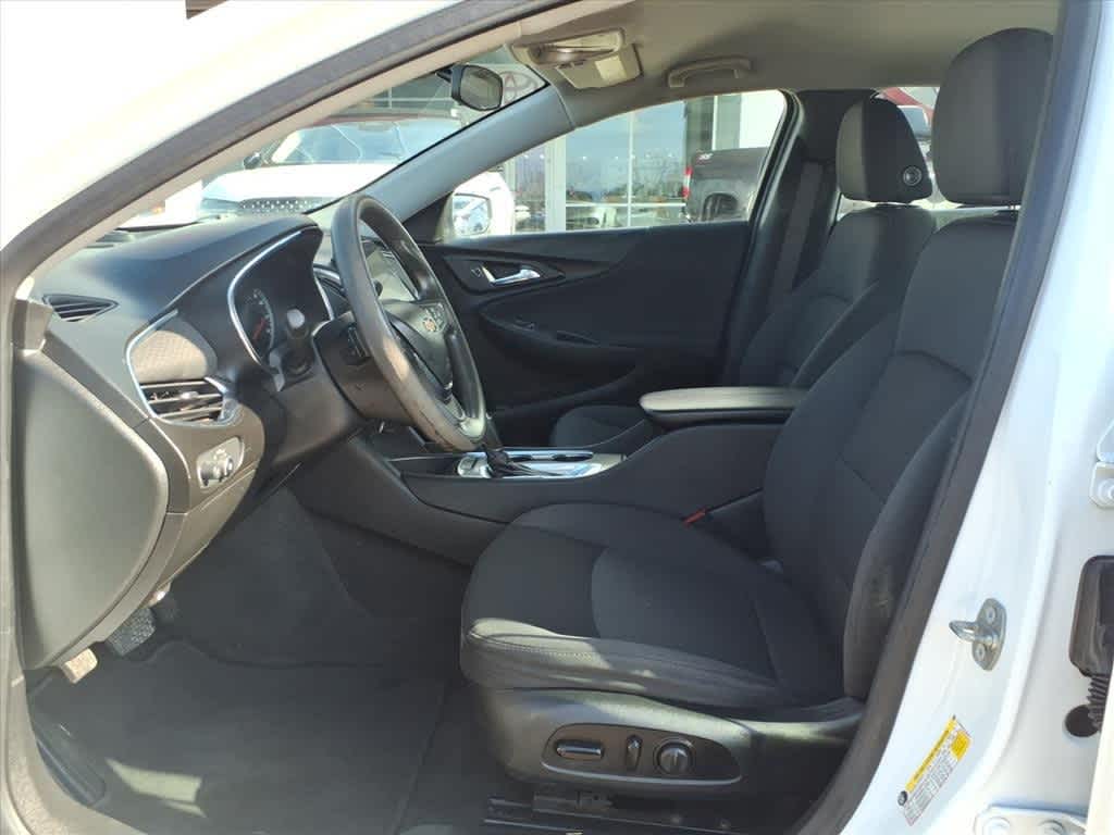 2020 Chevrolet Malibu 4dr Sdn LT