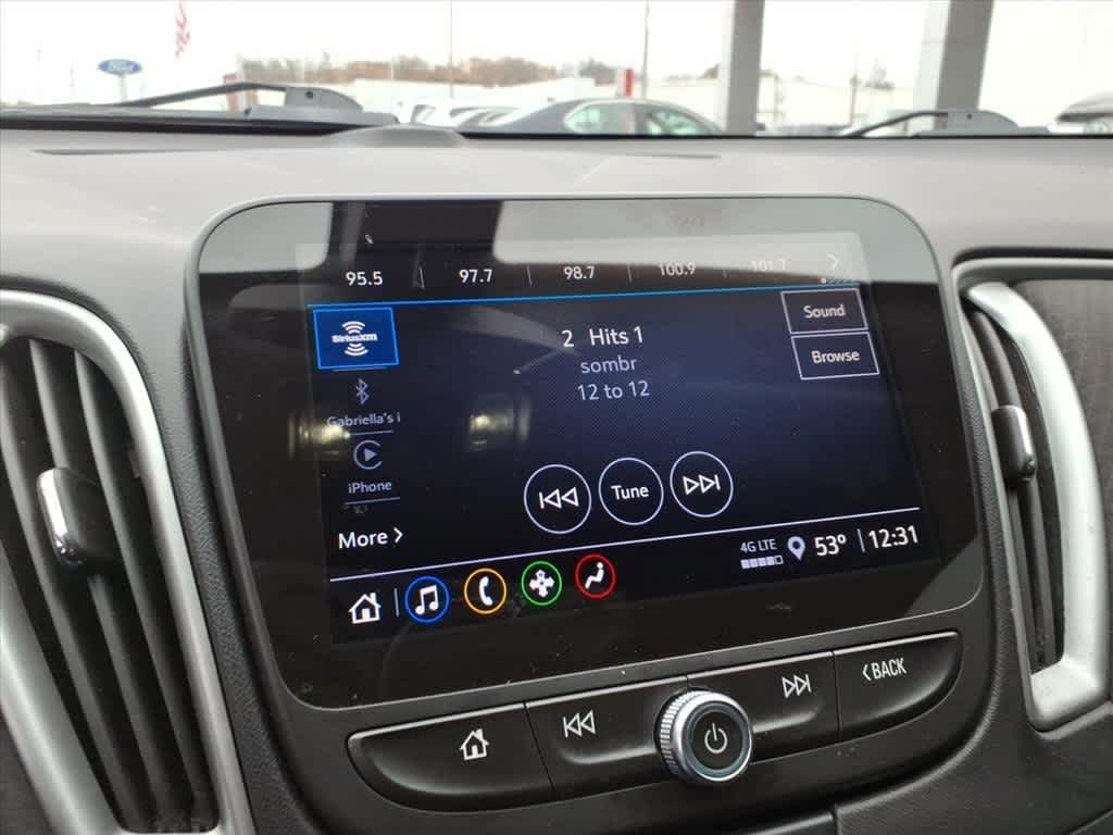 2022 Chevrolet Malibu 4dr Sdn LT