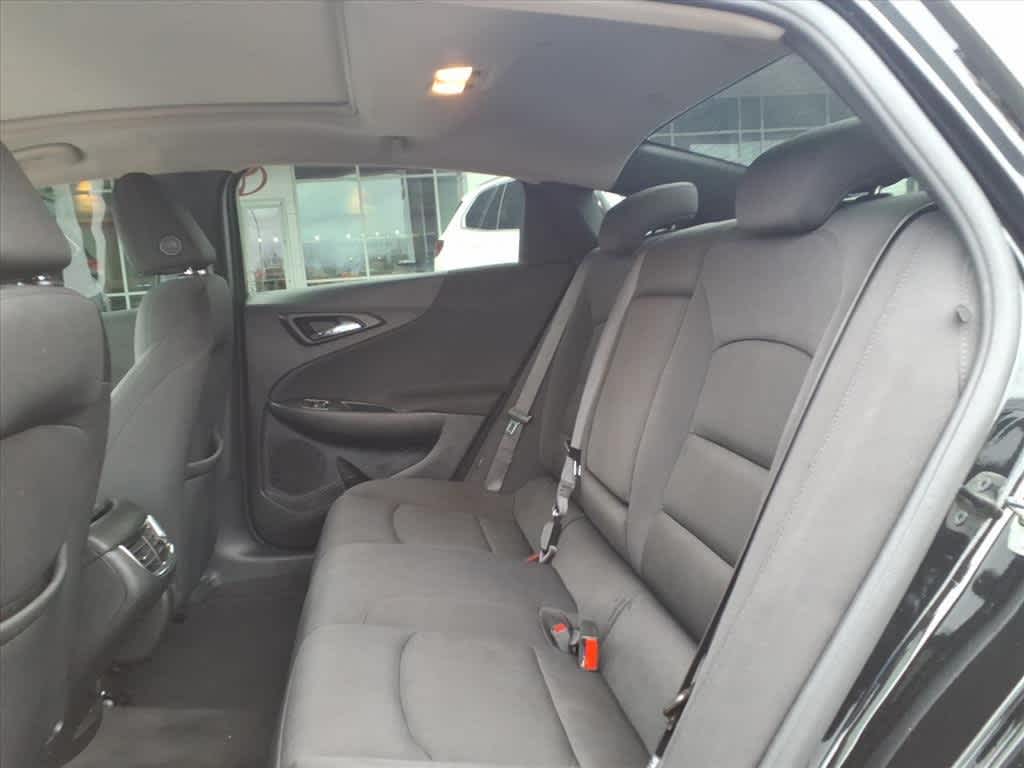 2022 Chevrolet Malibu 4dr Sdn LT