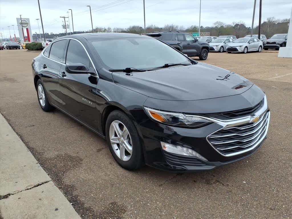 2022 Chevrolet Malibu 4dr Sdn LT