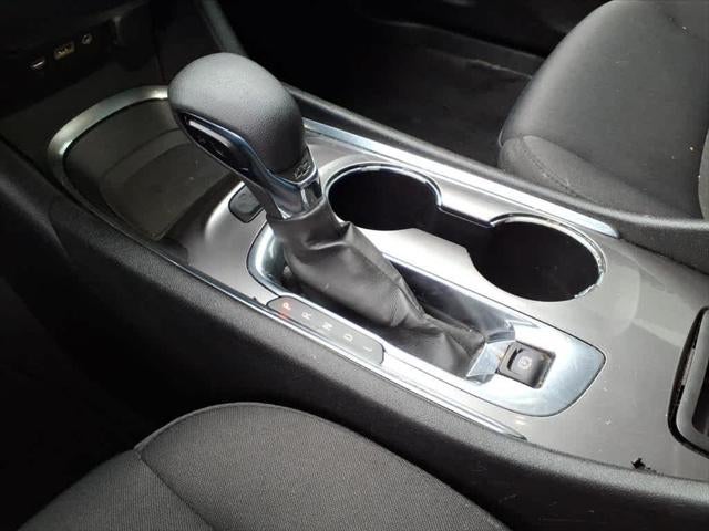 2022 Chevrolet Malibu 4dr Sdn LT