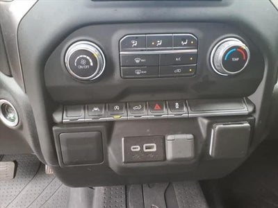 2024 Chevrolet Silverado 1500 4WD Crew Cab 147 Custom