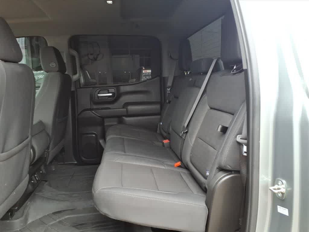 2024 Chevrolet Silverado 1500 4WD Crew Cab 147 Custom