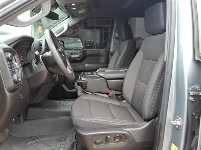 2024 Chevrolet Silverado 1500 4WD Crew Cab 147 Custom