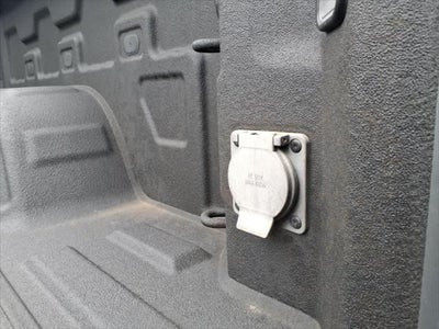 2024 Chevrolet Silverado 1500 4WD Crew Cab 147 Custom