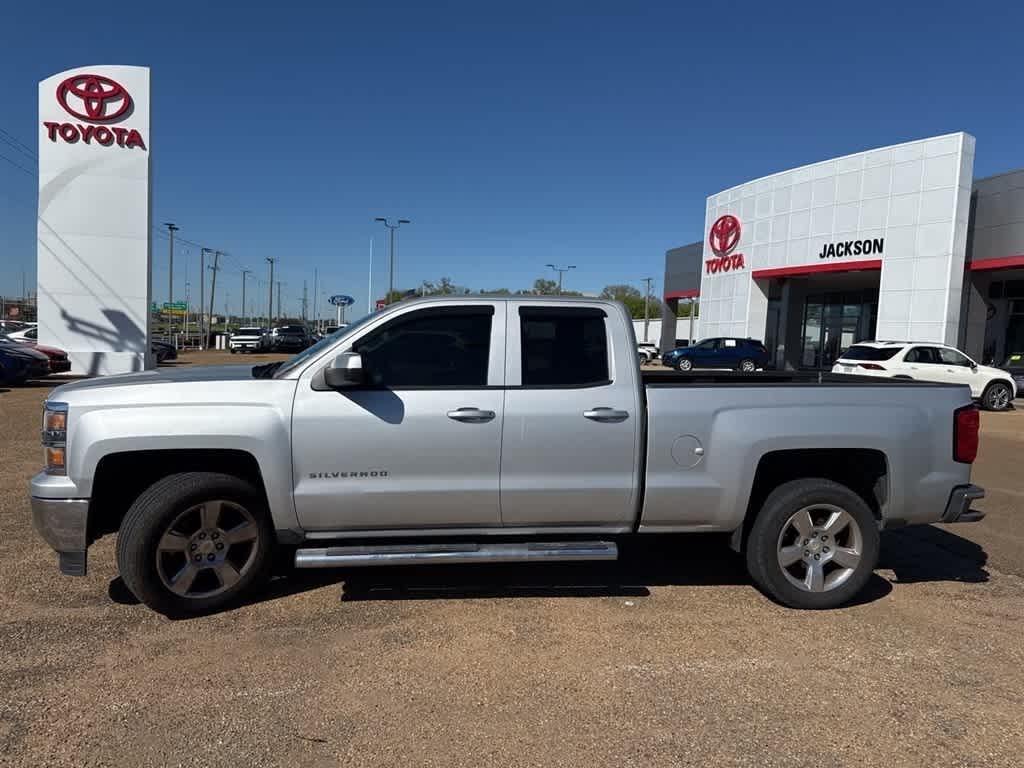 2014 Chevrolet Silverado 1500 2WD Double Cab 143.5 LT w/1LT