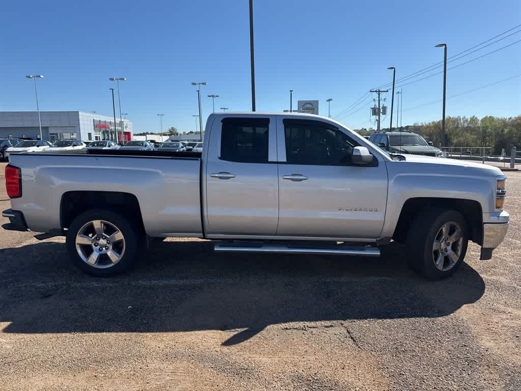 2014 Chevrolet Silverado 1500 2WD Double Cab 143.5 LT w/1LT