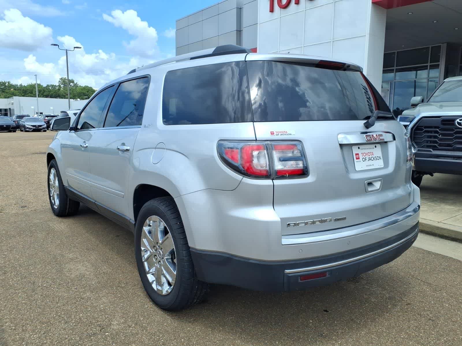 2017 GMC Acadia Limited FWD 4dr Limited