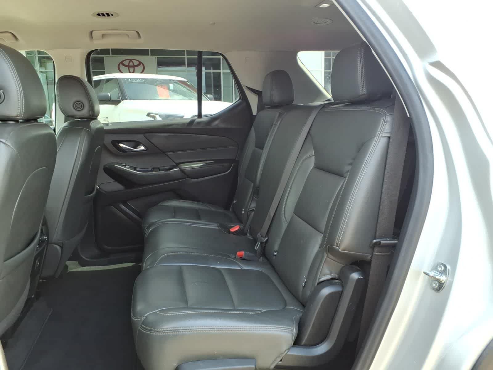 2021 Chevrolet Traverse FWD 4dr LS w/1LS